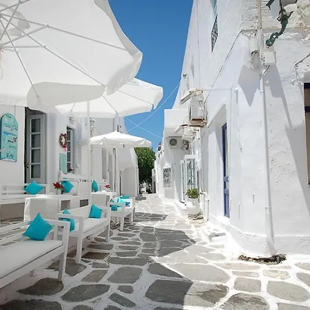 Spiti Georgia In Drios Village Parikia (Paros)